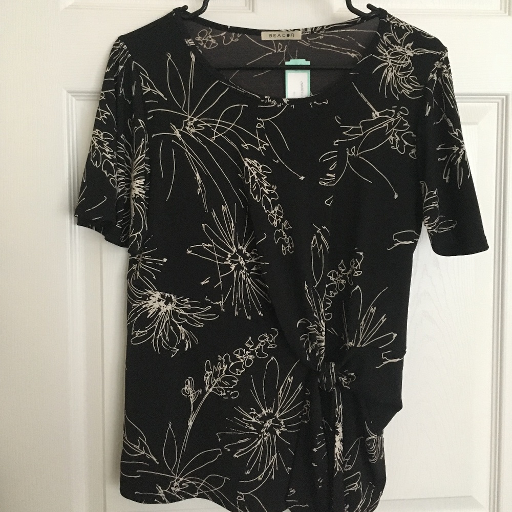 Beacon Acadia side waist knit top